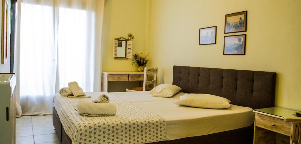 Hotel Alos Almiros  Bagian luar foto